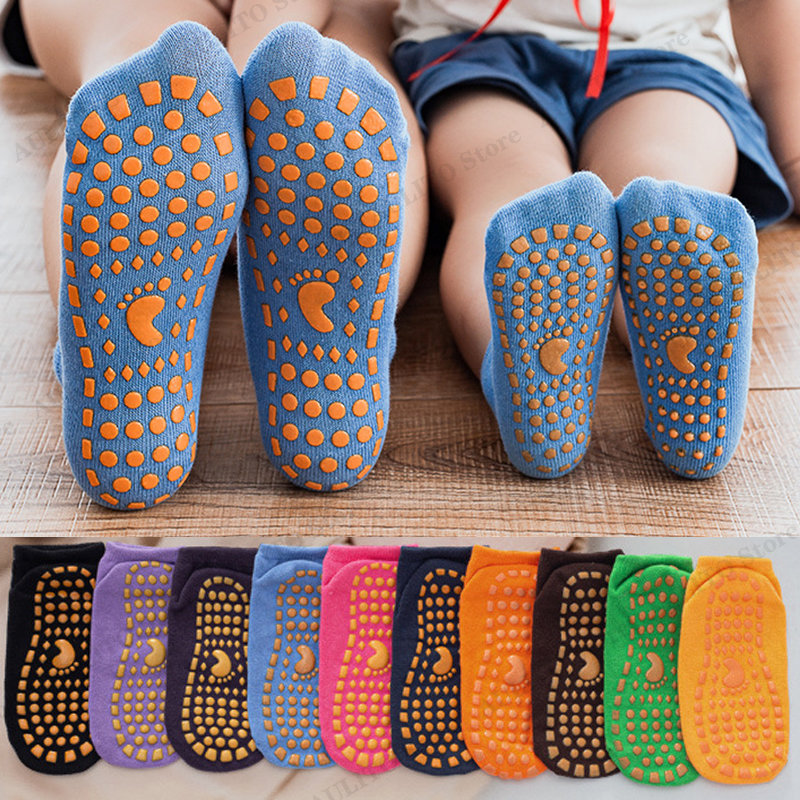 Calzini da pavimento antiscivo - Trampoline Park Sock recensione e prezzo
